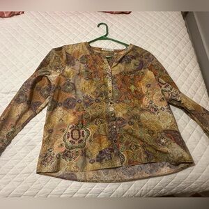Orvis wrinkle resistant 100% cotton button down blouse 18 medallion print